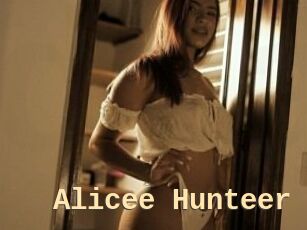 Alicee_Hunteer