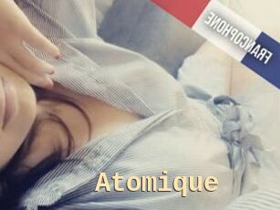 Atomique