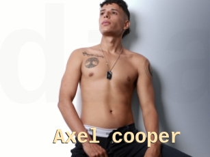 Axel_cooper