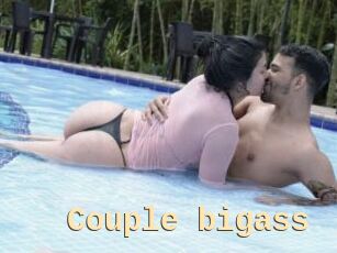 Couple_bigass