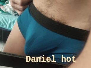 Daniel_hot