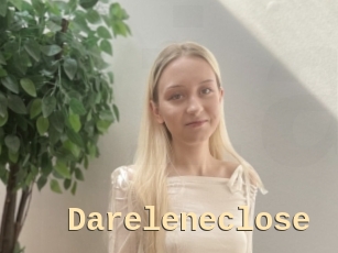 Dareleneclose