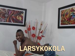 LARSYKOKOLA