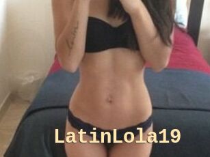LatinLola19