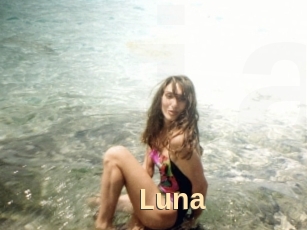 Luna_Taylor