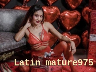 Latin_mature975