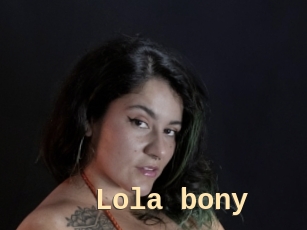 Lola_bony