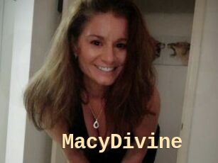 Macy_Divine