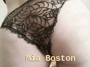 Mia_Boston