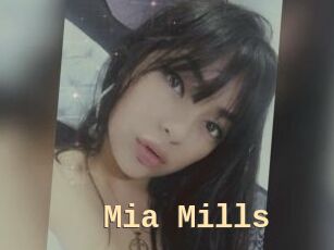 Mia_Mills