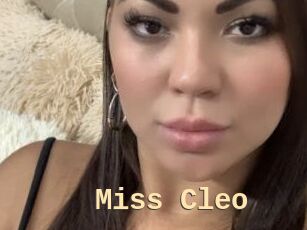 Miss_Cleo