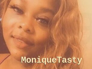 MoniqueTasty