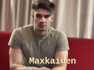 maxkaiden Dialogue Sexe