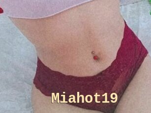 Miahot19