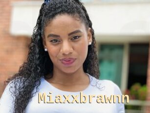 Miaxxbrawnn
