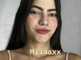 Miiaaxx