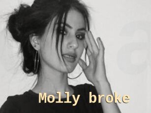 Molly_broke