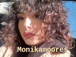 Monikamoores