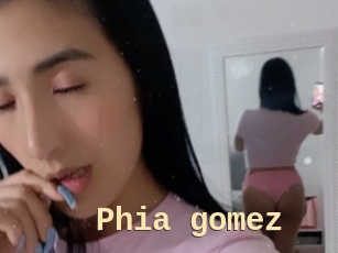 Phia_gomez