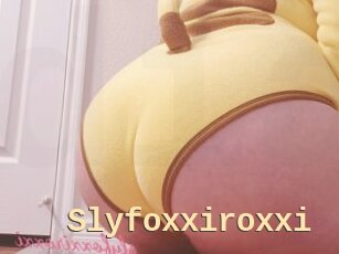 Slyfoxxiroxxi