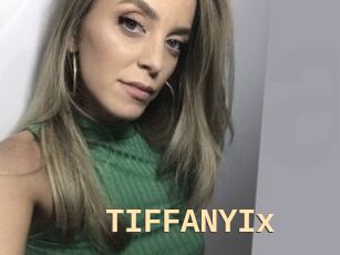 TIFFANYIx Dialogue Sexe