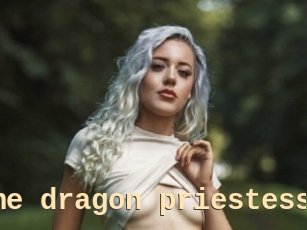 The_dragon_priestess